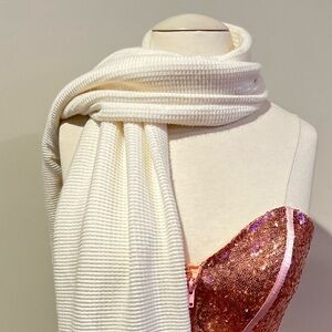 Handcrafted Elegant Cream Scarf for Women